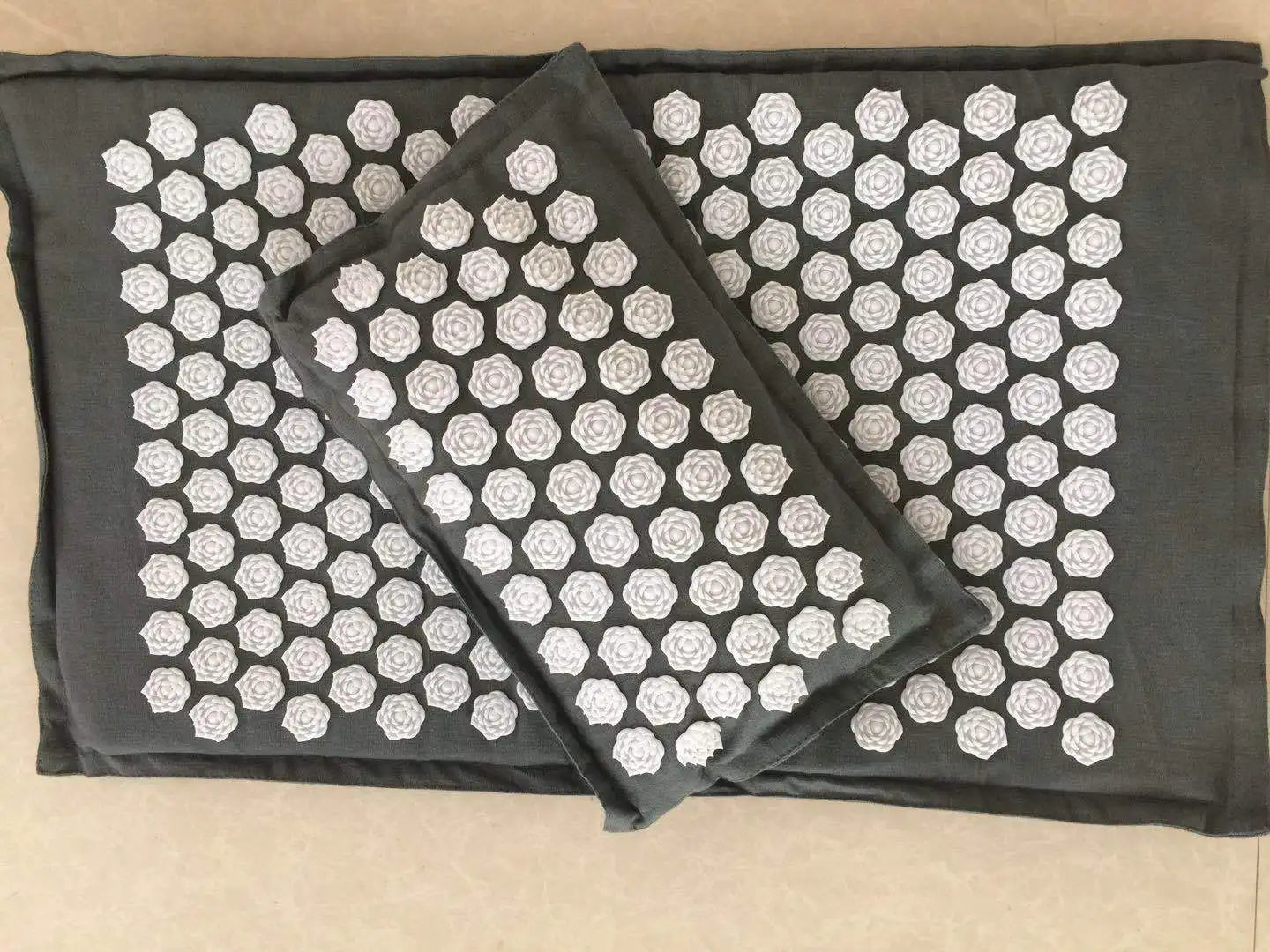 Lotus Spike Acupressure Mat